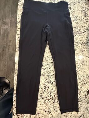 Lululemon Black Leggings w/ pockets